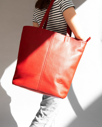 Bags - Elegant Shopper Tote In Rustic Red Leather