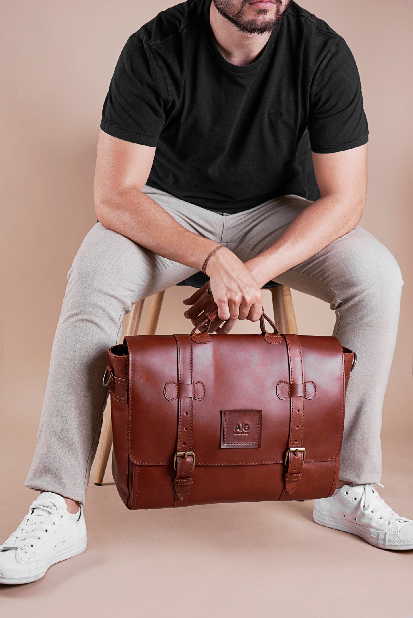 Briefcase - Wyoming PorTfolio Briefcase In Rustic Brown Leather